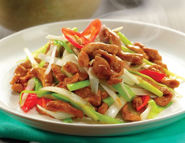 Tumis Babi dengan Daun Bawang | Recipes | Lee Kum Kee Home | HONG KONG