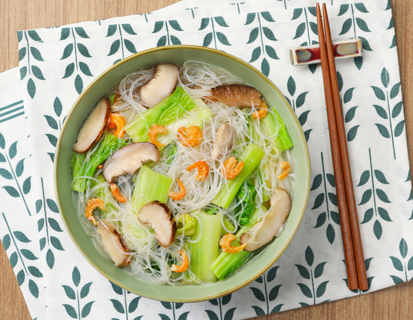Jamur dan Kubis dalam Persediaan Ayam Recipes Lee Kum 